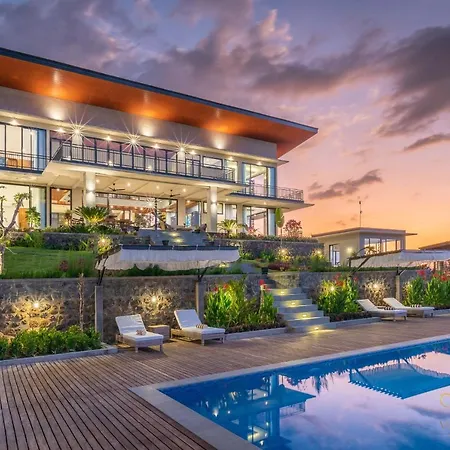 The Most Luxury 5Br Villa In Lovina! Stunning Outlook!