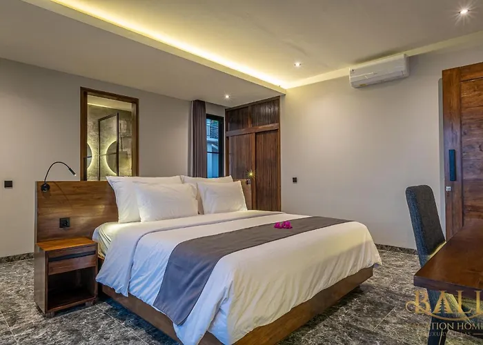 The Luxury 5br In Lovina! Stunning Outlook!