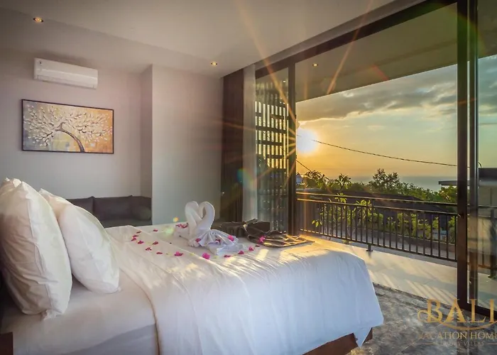 The Luxury 5br In Lovina! Stunning Outlook! Lovina