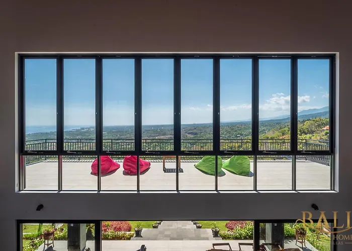 The Luxury 5br In Lovina! Stunning Outlook! * Lovina
