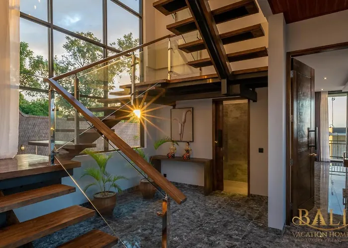 The Luxury 5br In Lovina! Stunning Outlook!