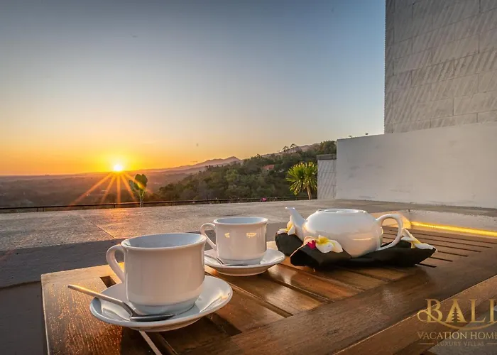 Ferienhaus The Luxury 5br In Lovina! Stunning Outlook! Lovina
