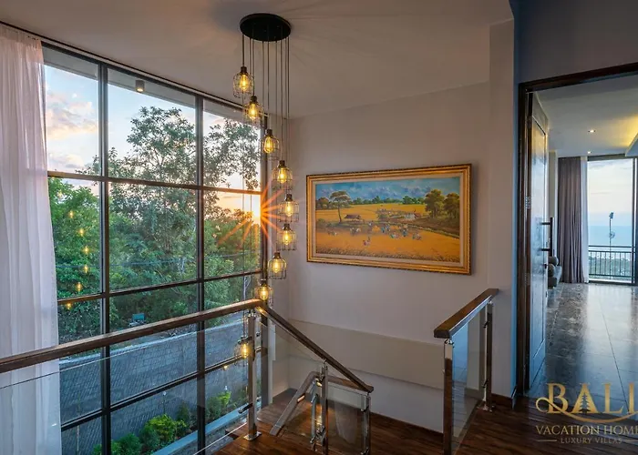 The Luxury 5br In Lovina! Stunning Outlook! Lovina
