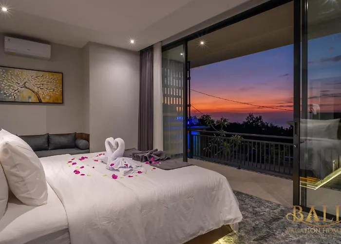 The Luxury 5br In Lovina! Stunning Outlook! Lovina