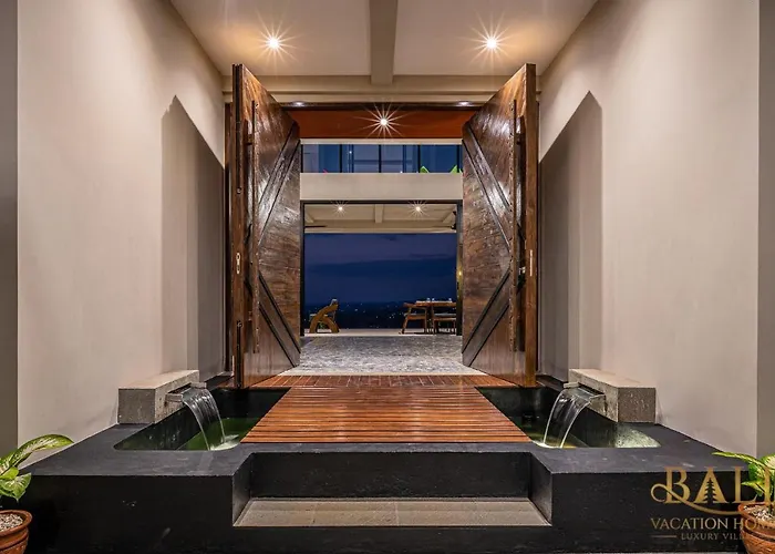 The Luxury 5br In Lovina! Stunning Outlook! Ferienhaus *