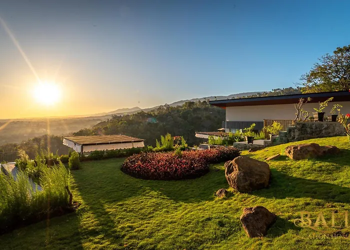 The Luxury 5br In Lovina! Stunning Outlook! Ferienhaus *