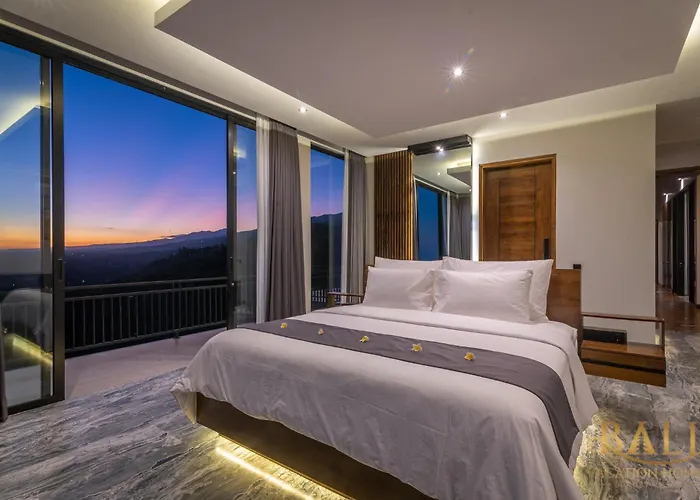 Ferienhaus The Luxury 5br In Lovina! Stunning Outlook! *